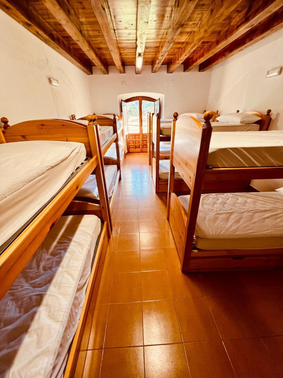 Albergue Pinares - La Casona De Revenga Regumiel de la Sierra Eksteriør bilde