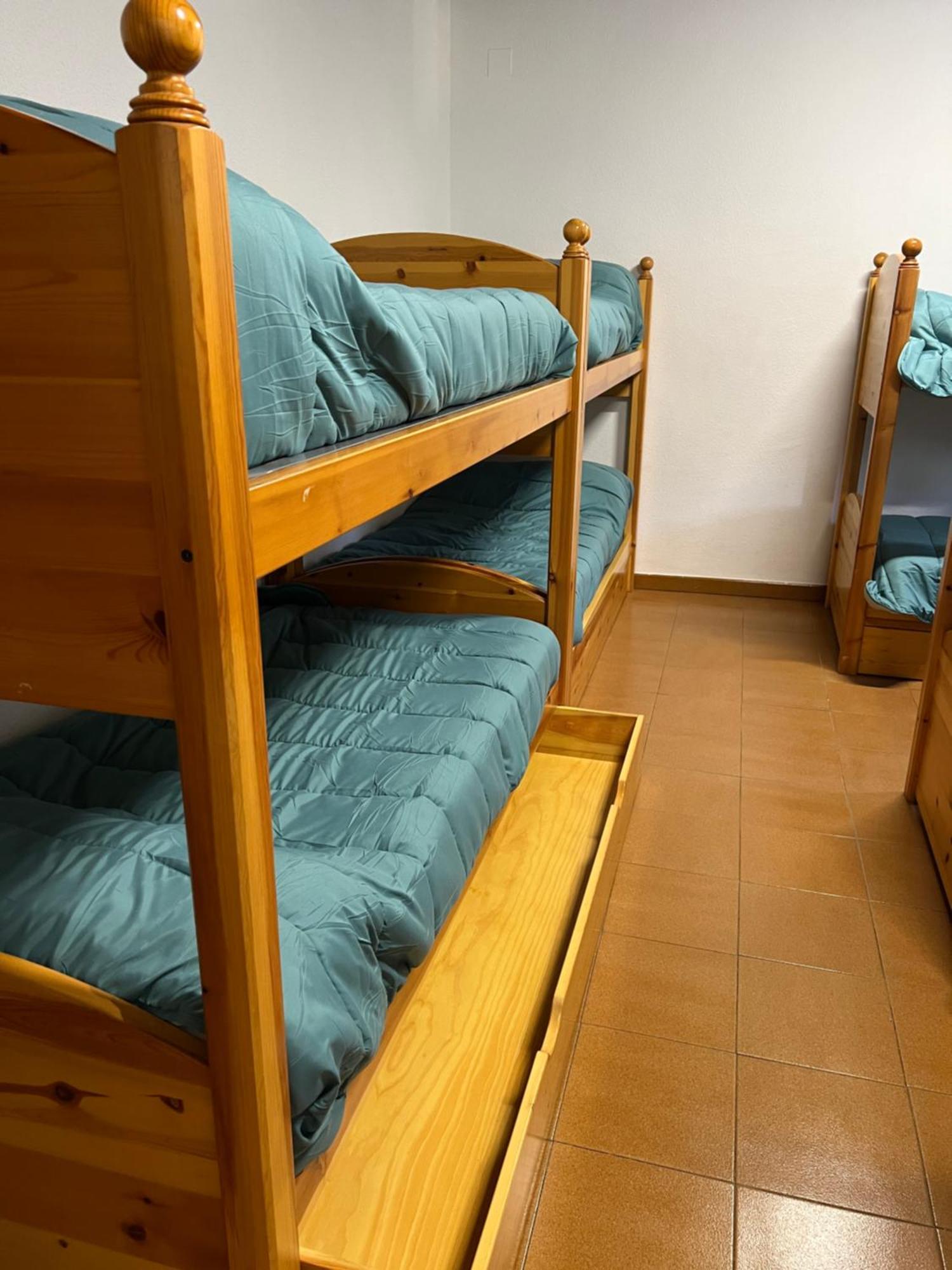 Albergue Pinares - La Casona De Revenga Regumiel de la Sierra Eksteriør bilde
