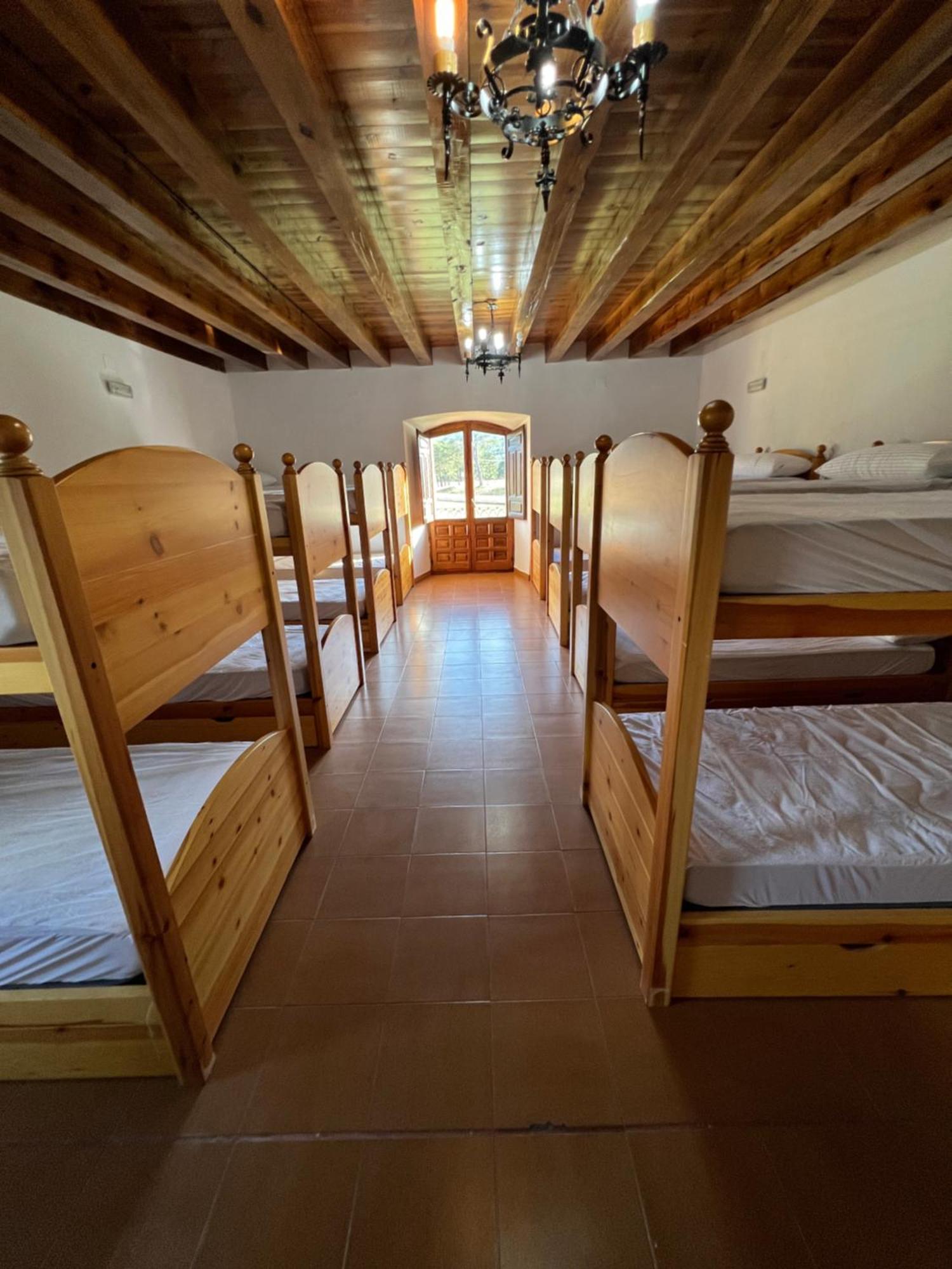 Albergue Pinares - La Casona De Revenga Regumiel de la Sierra Eksteriør bilde